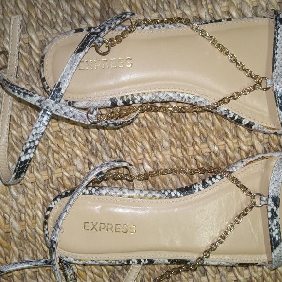 Express Faux Snakeskin Strappy Chain Sandals Women's Size 5 Flat - Picture 3 of 4